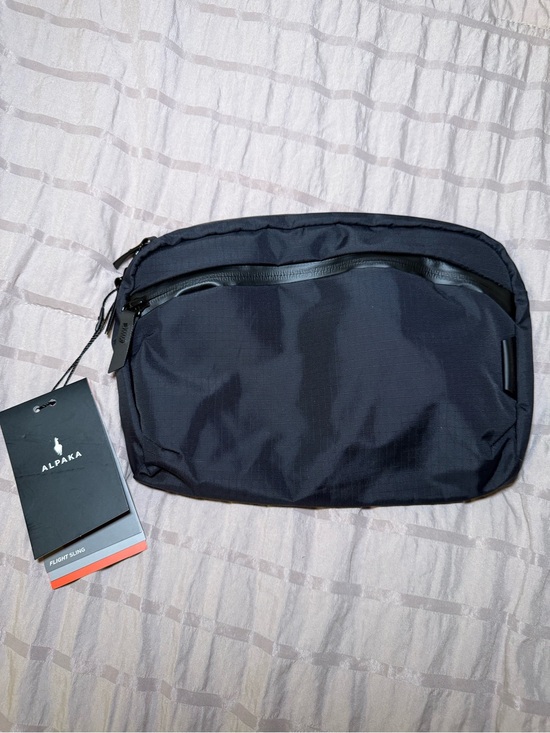 Alpaka Other - ALPAKA 2L Flight Sling - Black Crossbody Pouch